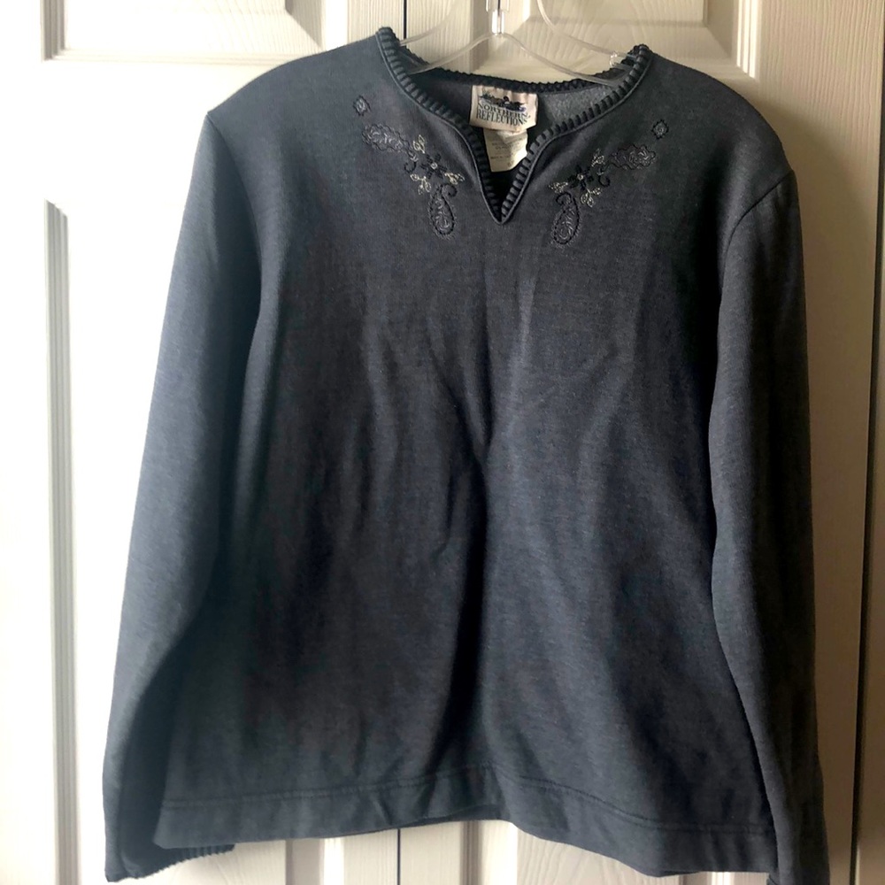 Embroidered sweatshirt